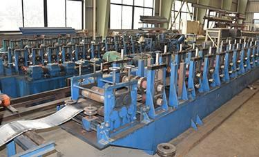 फोल्डिंग 2 मीटर मेटल स्टील टायर स्टिलैज रैकिंग टायर रैक वेयरहाउस लाइट ड्यूटी स्टोरेज रैक 7